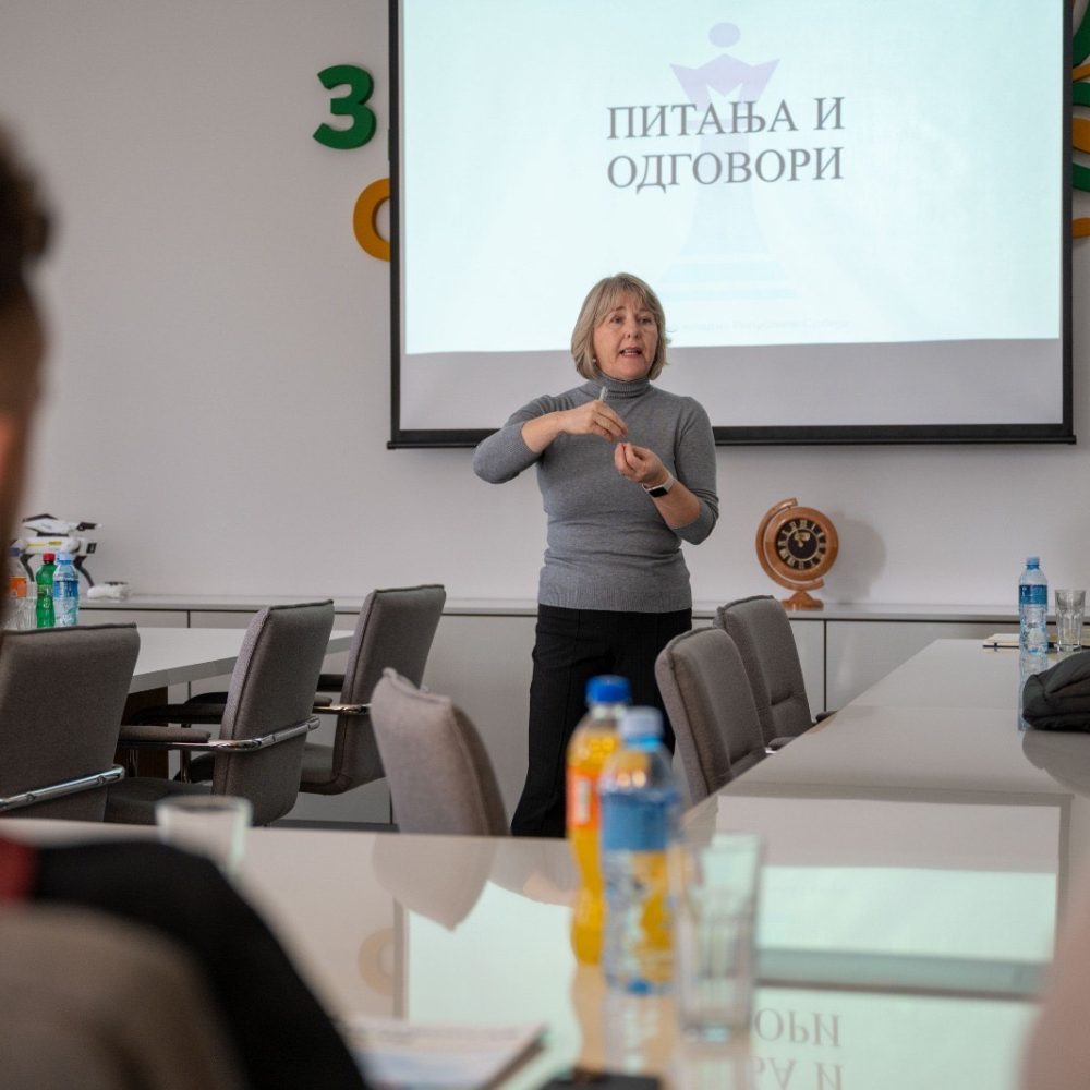 ef92d7ec-f5b9-4eda-932e-afe211291bb5